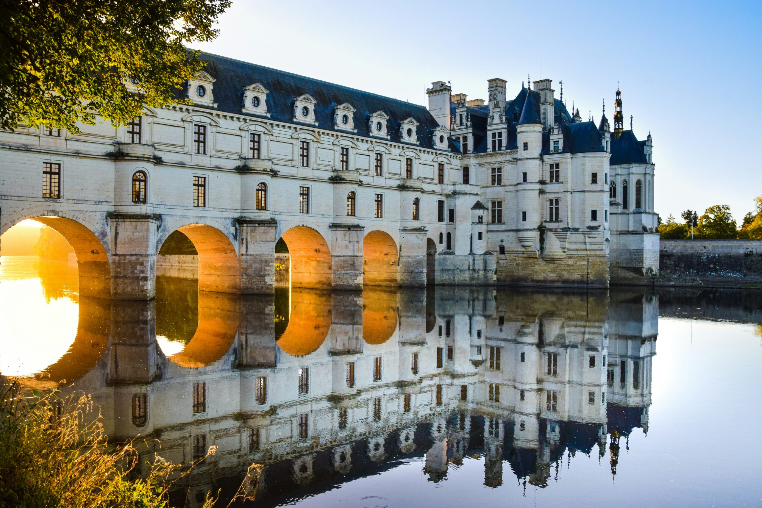 loire_castle_South_West_France_Tour_WhatToDoWorld loire_castle_South_West_France_Tour_WhatToDoWorld